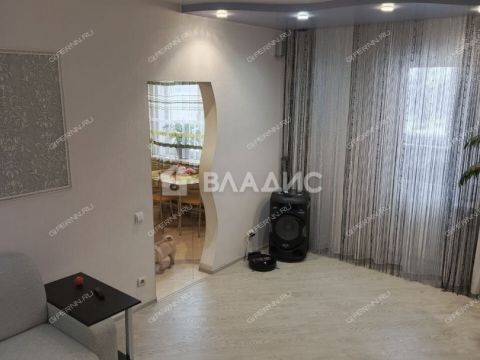 3-komnatnaya-ul-rodionova-d-39 фото