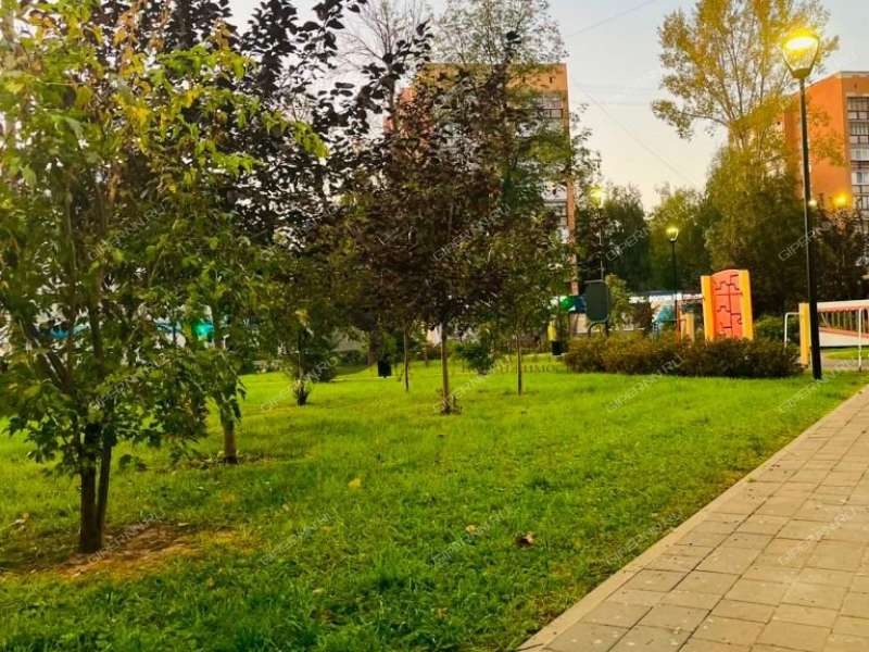 трёхкомнатная квартира на улице Островского дом 5