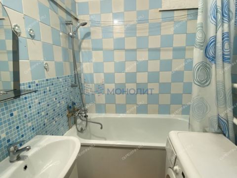 2-komnatnaya-ul-gvardeycev-d-11 фото