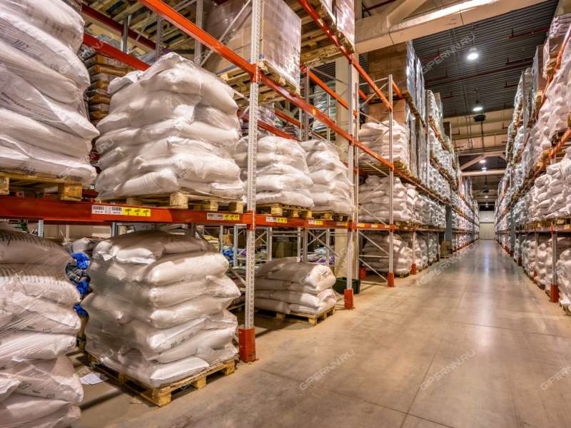 здание под склад на Московском шоссе