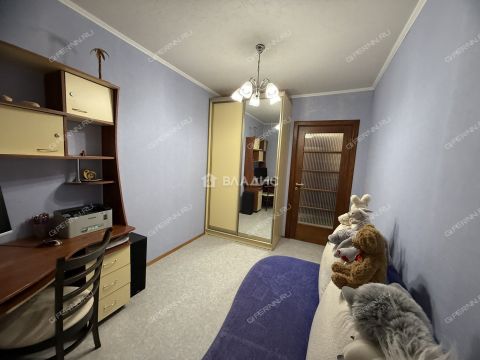 3-komnatnaya-ul-efremova-d-17 фото