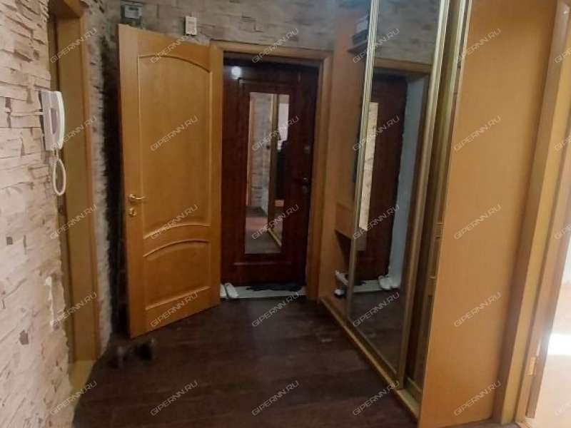 трёхкомнатная квартира на проспекте Кирова дом 29