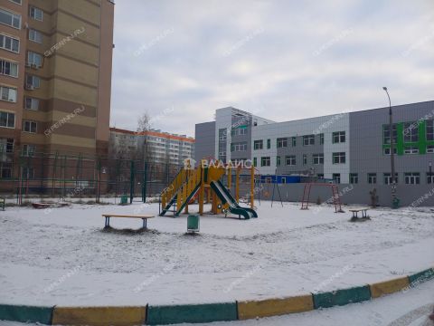 1-komnatnaya-ul-kosmicheskaya-d-53 фото