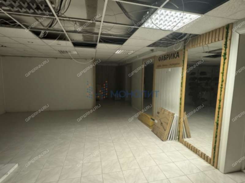 помещение под офис, торговую площадь на улице Нестерова