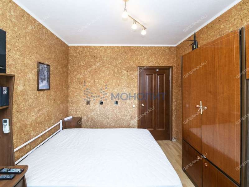 четырёхкомнатная квартира на улице Сурикова дом 16