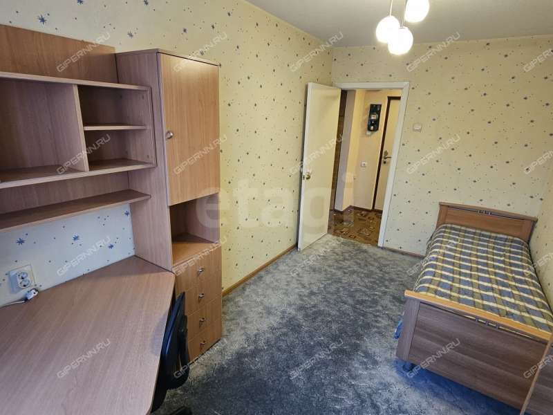 трёхкомнатная квартира на Подворной улице дом 1