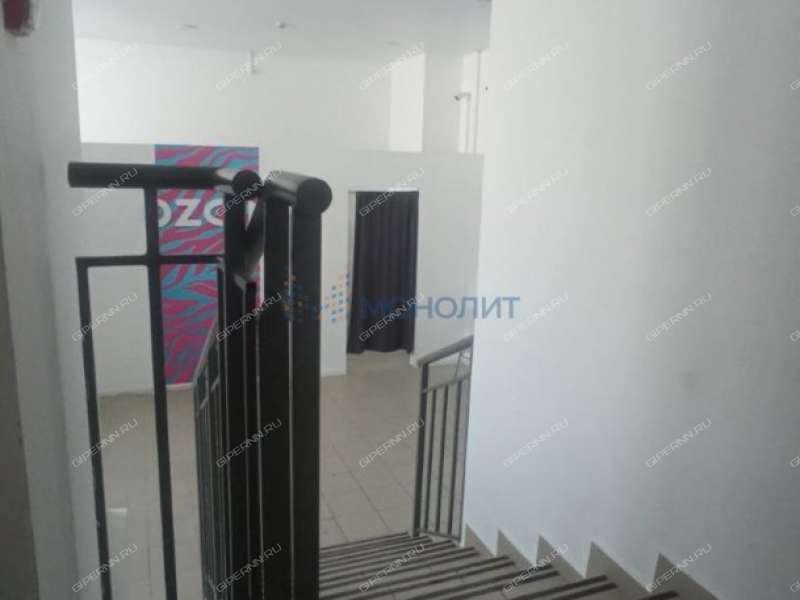 помещение под помещение свободного назначения, торговую площадь на 2-й Дорожной улице