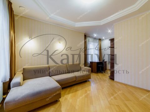 4-komnatnaya-ul-minina-d-9-4 фото