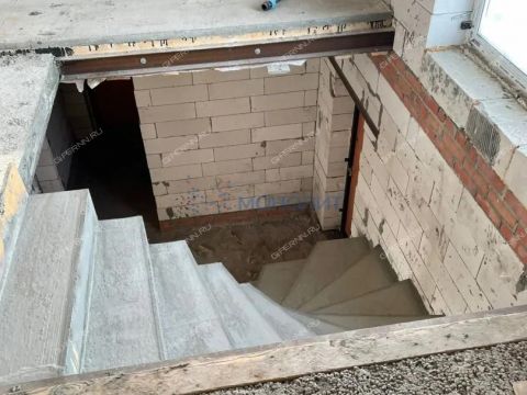 dom-selo-starkovo-volodarskiy-rayon фото