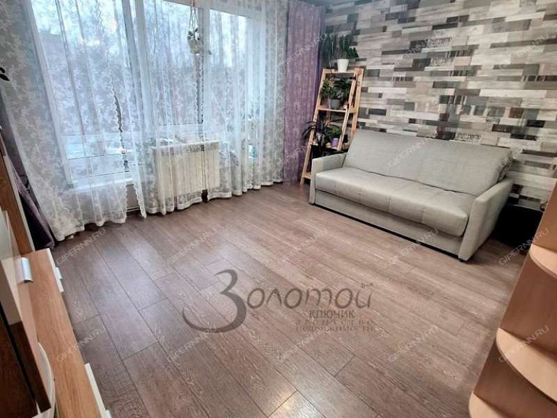 двухкомнатная квартира на Изобильной улице дом 8