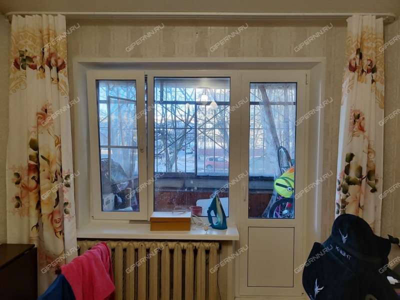 трёхкомнатная квартира на улице Челюскинцев дом 19