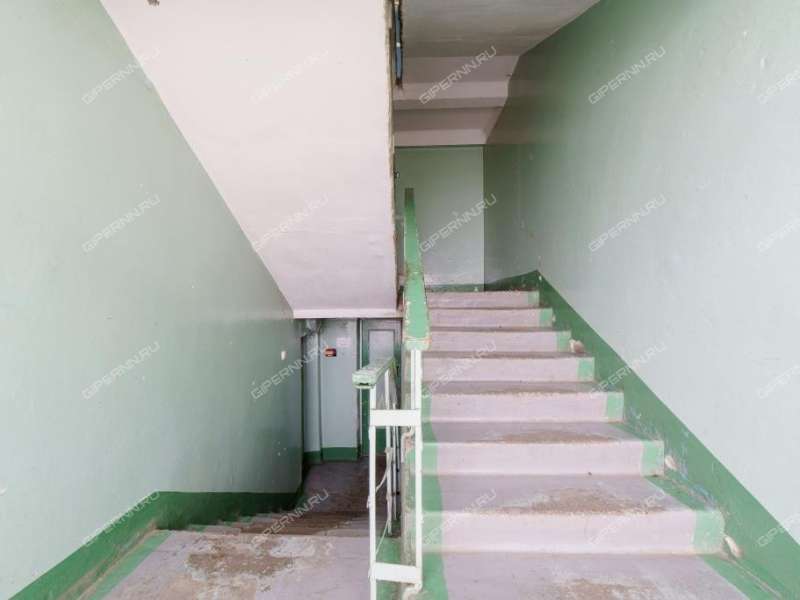 здание под офис, производственную площадь на Лесной улице