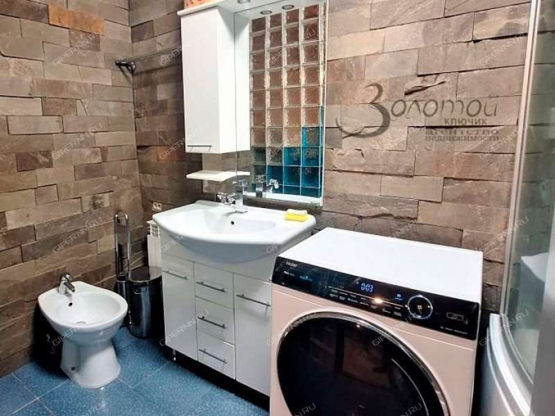 коттедж на 1-й Лесной улице рабочий посёлок Большое Козино