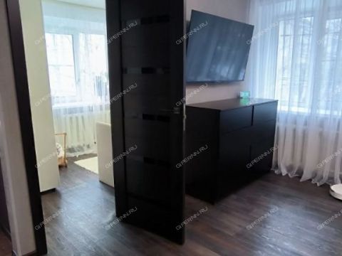 1-komnatnaya-ul-geroya-samochkina-d-11 фото