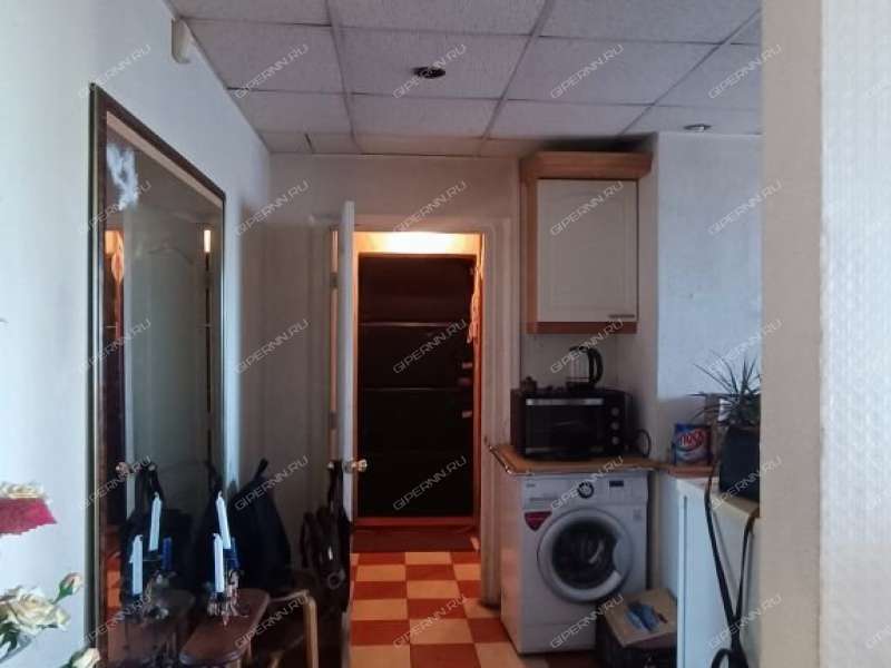 трёхкомнатная квартира на улице Карла Маркса дом 32