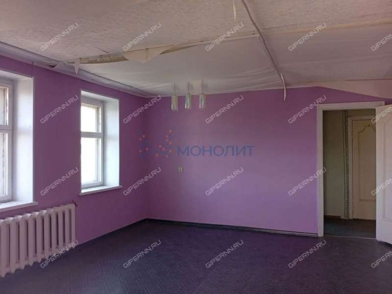 трёхкомнатная квартира в 2-м микрорайоне дом 41 город Бор