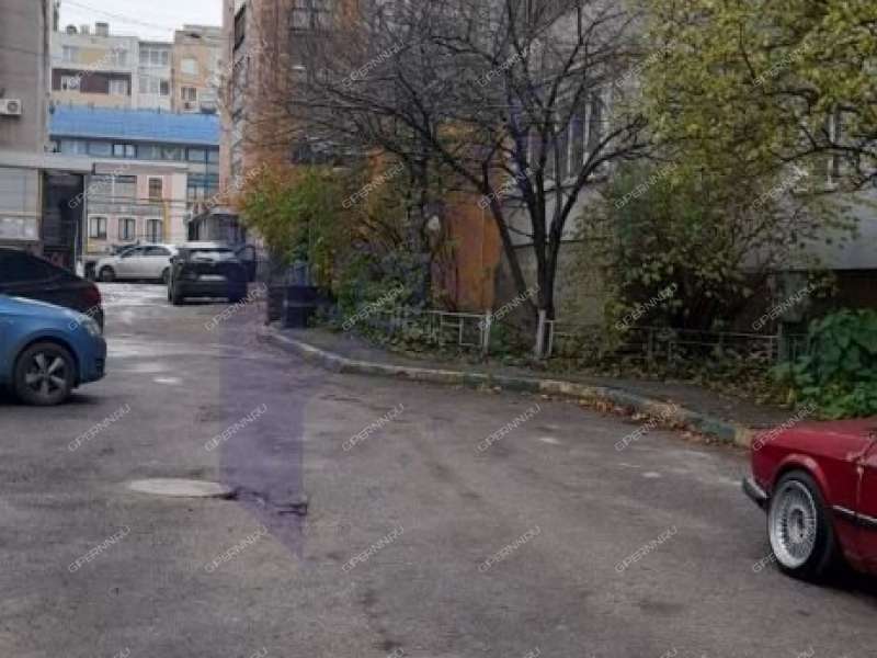 трёхкомнатная квартира на улице Воровского дом 11