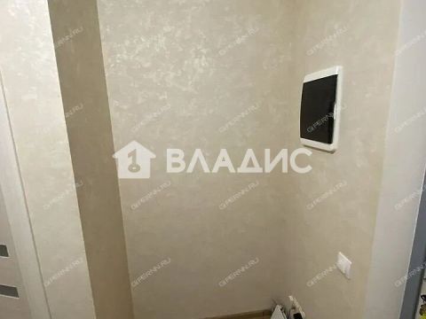 1-komnatnaya-ul-romantikov-d-10 фото