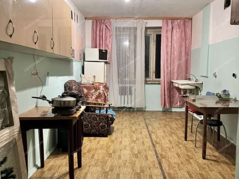 комната в доме 12 на улице Юлиуса Фучика