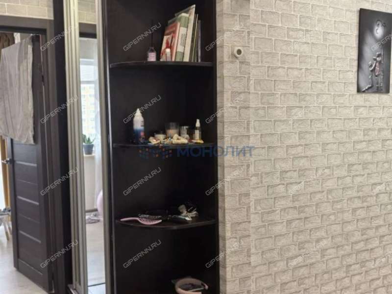 трёхкомнатная квартира на Волжской набережной дом 7