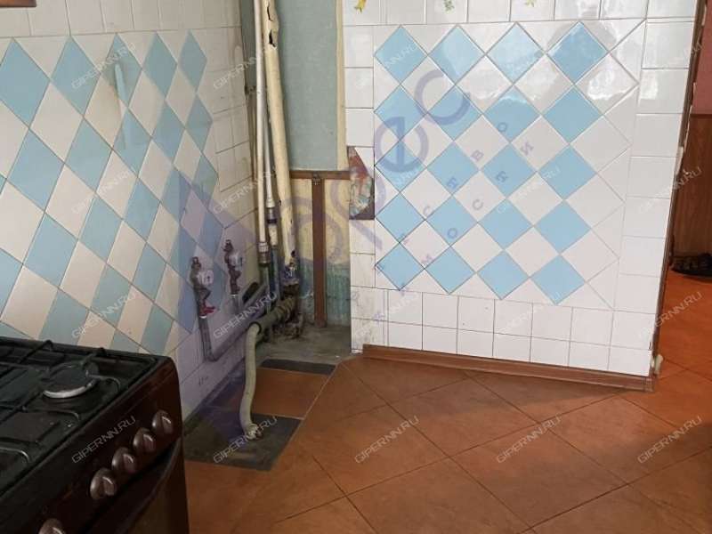 трёхкомнатная квартира на улице Строкина дом 14