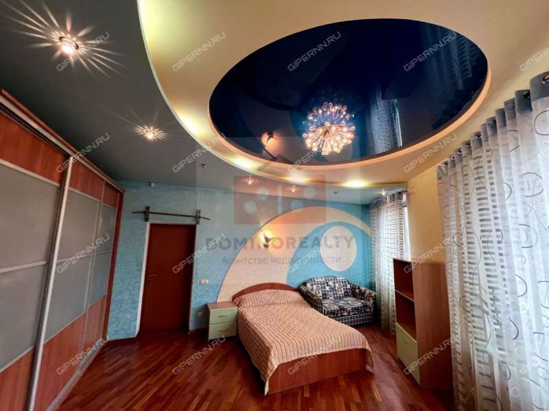 трёхкомнатная квартира на Большой Покровской улице дом 20б