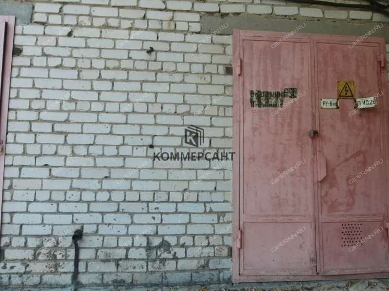 здание под офис, торговую площадь на улице Героя Шапошникова