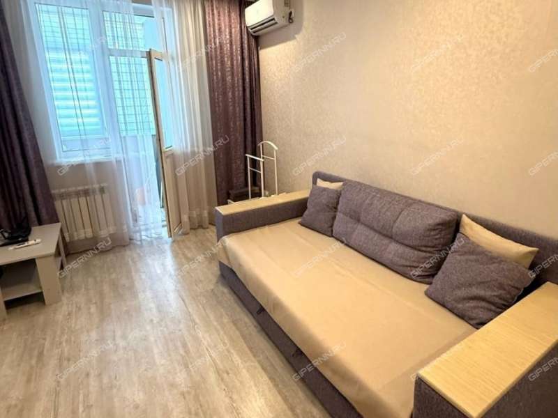 однокомнатная квартира на Окском съезде дом 1