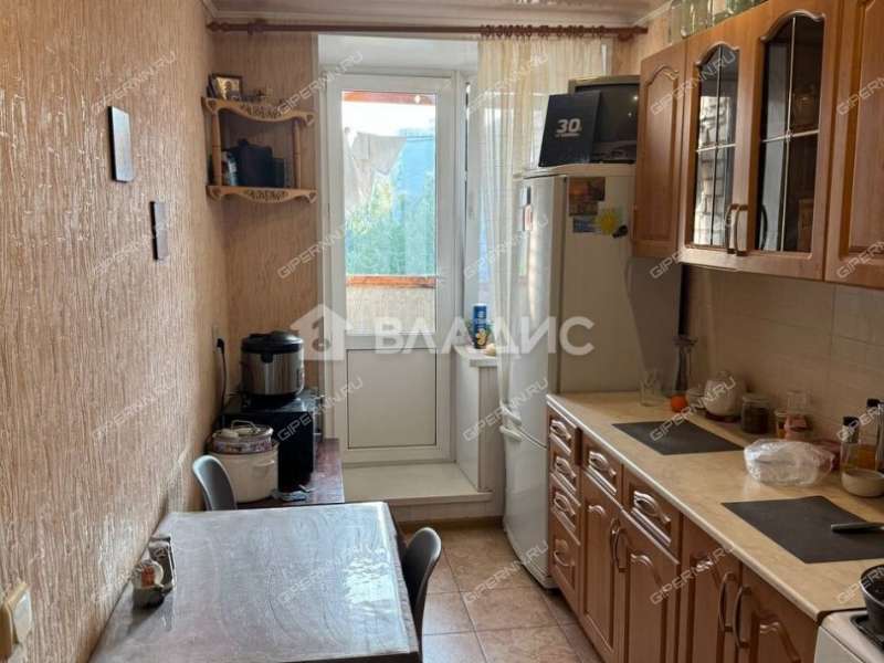 двухкомнатная квартира на улице Пермякова дом 42