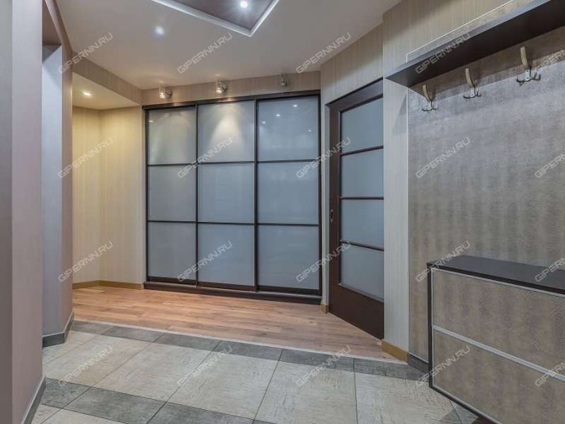 двухкомнатная квартира на улице Июльских Дней дом 19