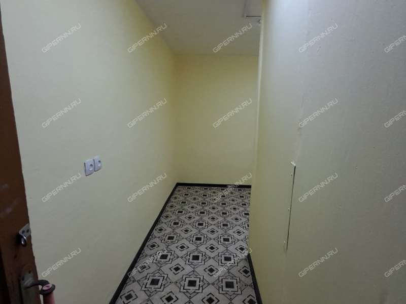 помещение под помещение свободного назначения на улице Черняховского