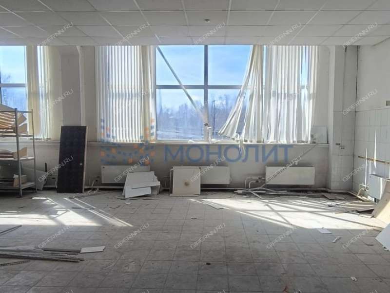 помещение под офис, торговую площадь на Путейской улице