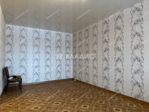 1-komnatnaya-ul-krasnodoncev-d-21 фото