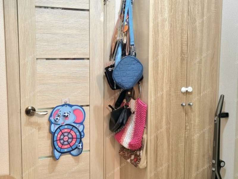 двухкомнатная квартира на Бурнаковской улице дом 121