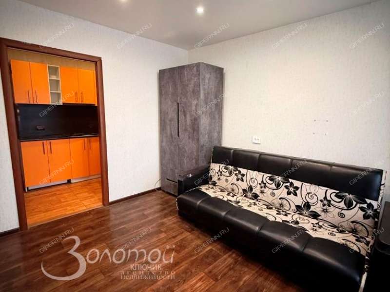 комната в доме 35 на Дворовой улице