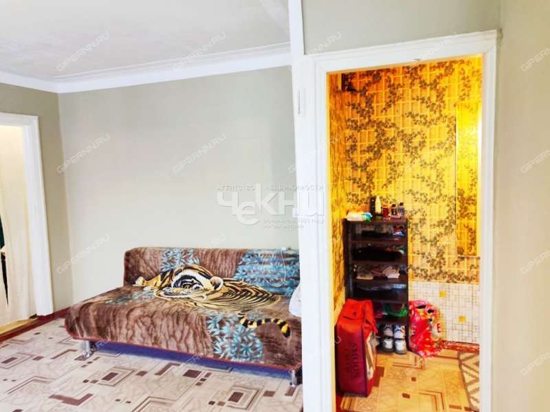 двухкомнатная квартира на улице Октябрьской Революции дом 18