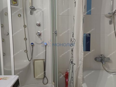 3-komnatnaya-ul-nevzorovyh-d-85 фото