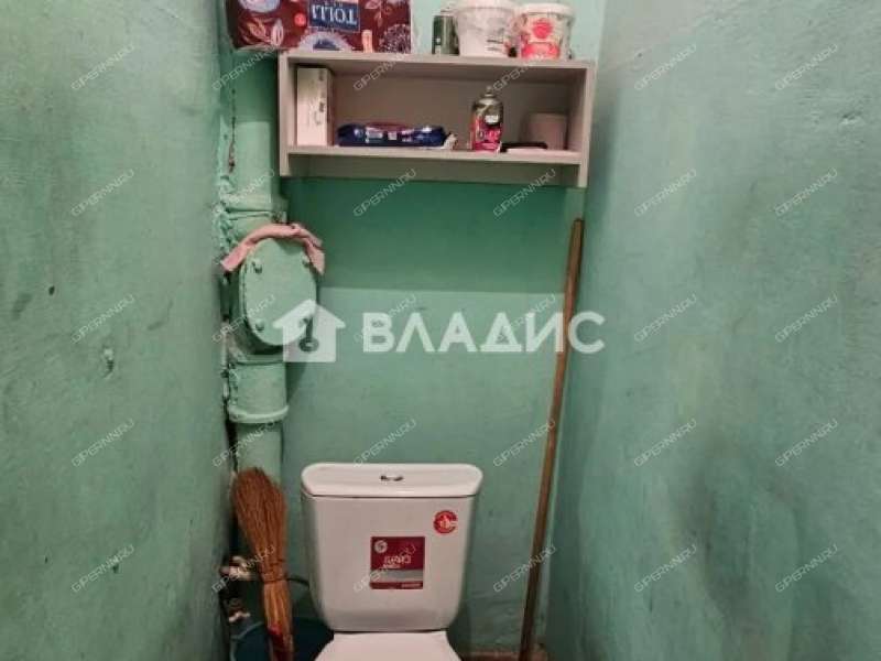 комната в доме 4 на улице Космонавта Комарова