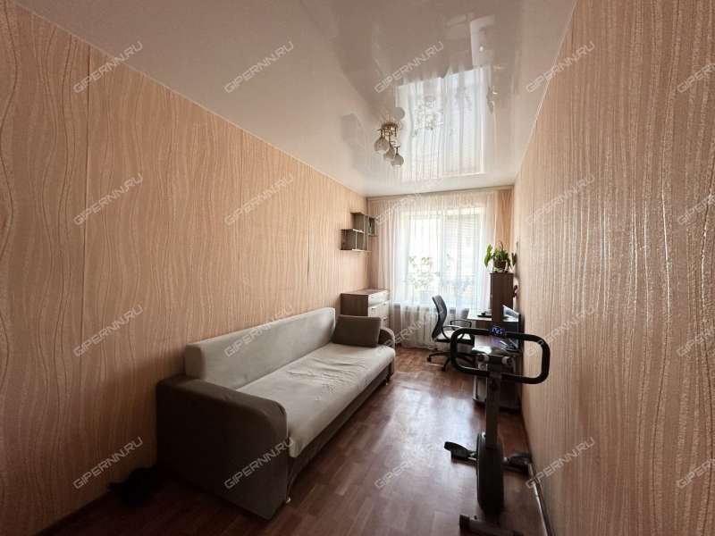 трёхкомнатная квартира на Театральной улице дом 10 город Кстово