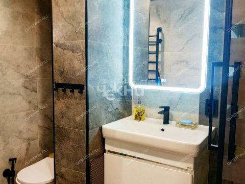 3-komnatnaya-ul-oktyabrskoy-revolyucii-d-40 фото