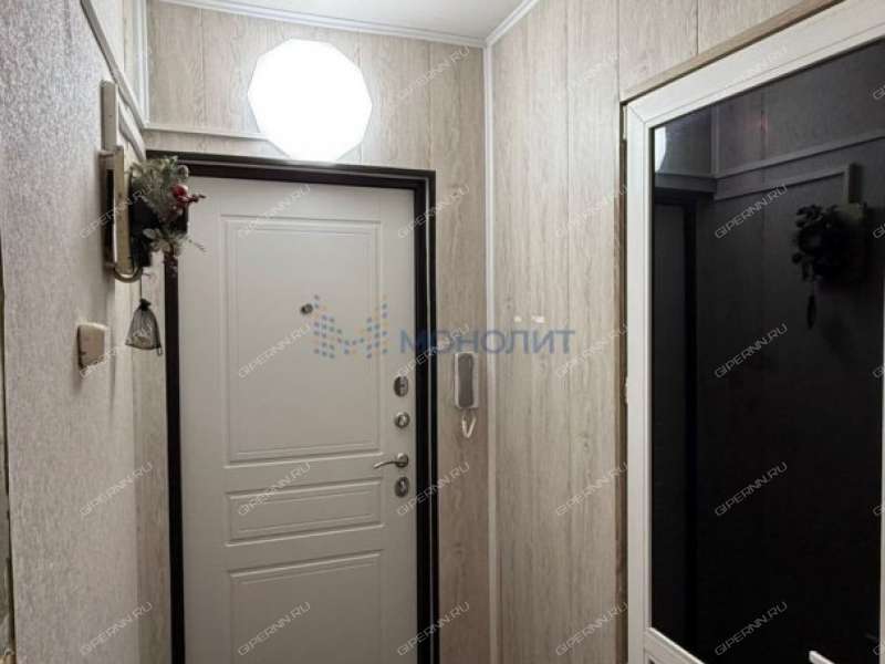 двухкомнатная квартира на улице Красных Зорь дом 6