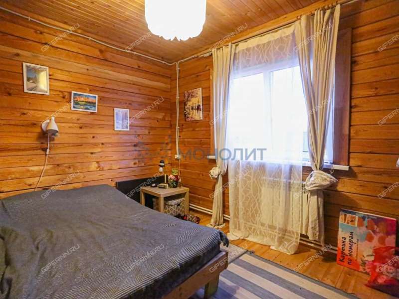 дом на улице Береговая село Безводное