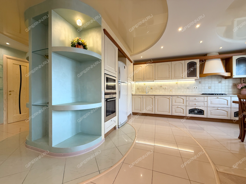 трёхкомнатная квартира на Деловой улице дом 22 к2