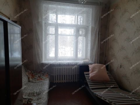 3-komnatnaya-ul-krasnodoncev-d-3 фото