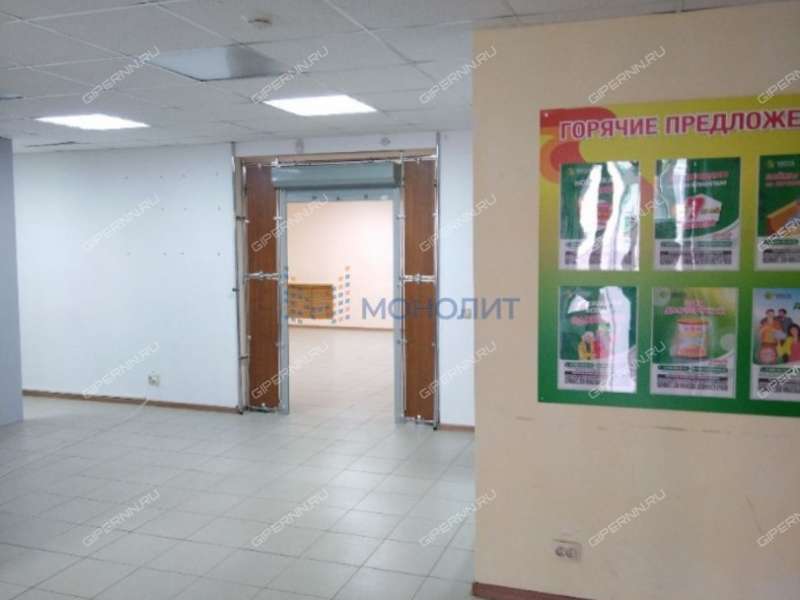 помещение под офис, торговую площадь на улице 40 лет Октября город Кстово