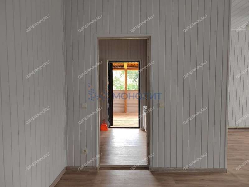 дом на Центральной улице село Курилово