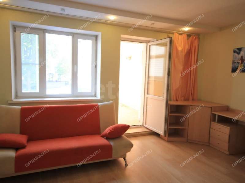 двухкомнатная квартира на Ошарской улице дом 98