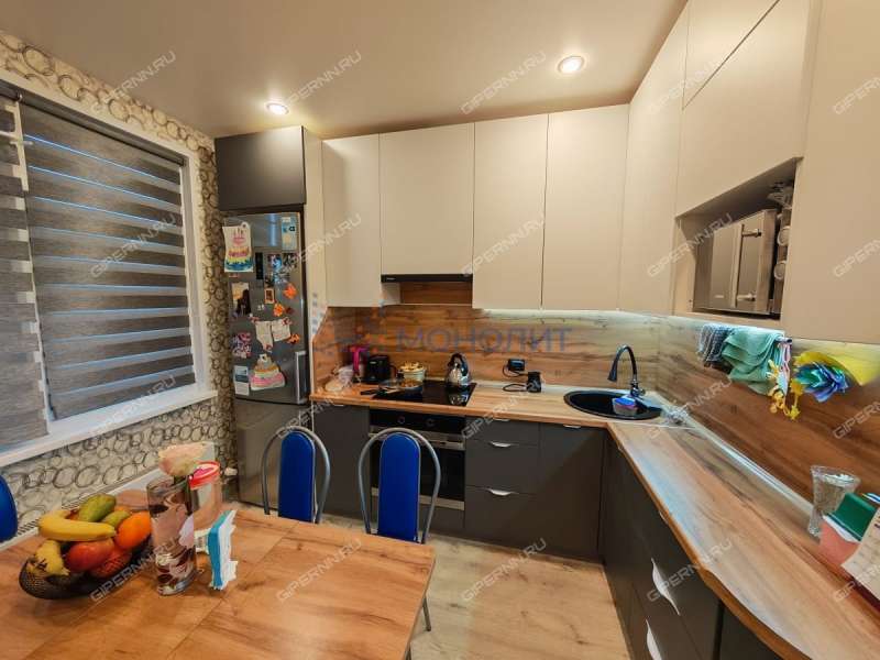 двухкомнатная квартира на Бурнаковской улице дом 79
