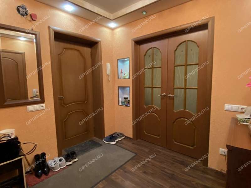 четырёхкомнатная квартира на Московском шоссе дом 17а