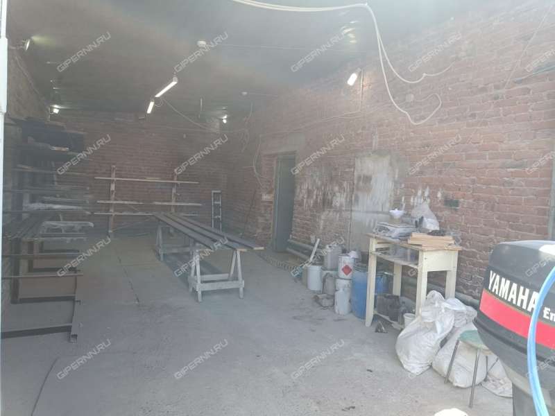 здание под склад, производственную площадь на Новой улице город Кстово